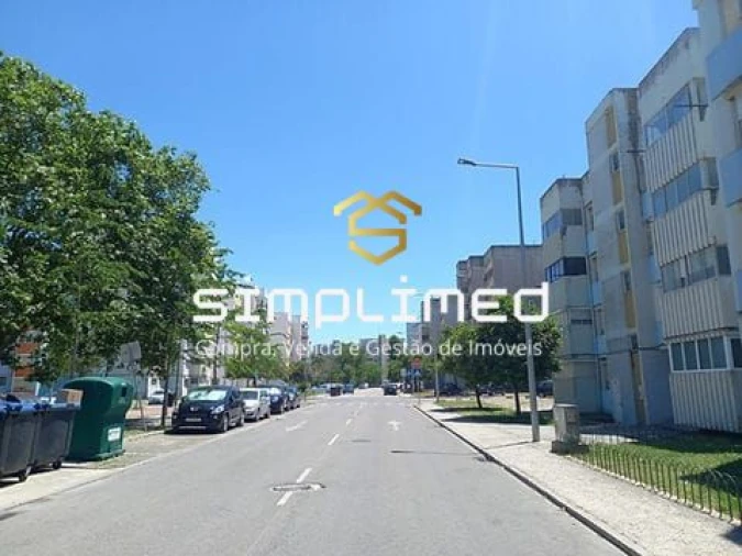 Apartamento T2 para Venda em Santo Antonio da Charneca Foto 3