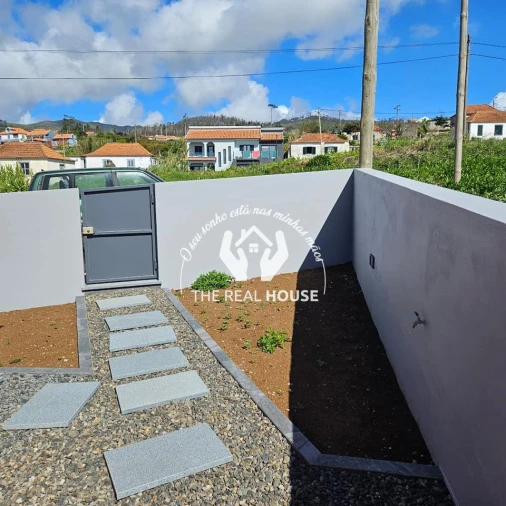 Moradia T2 para Venda em Ponta do Pargo Foto 9