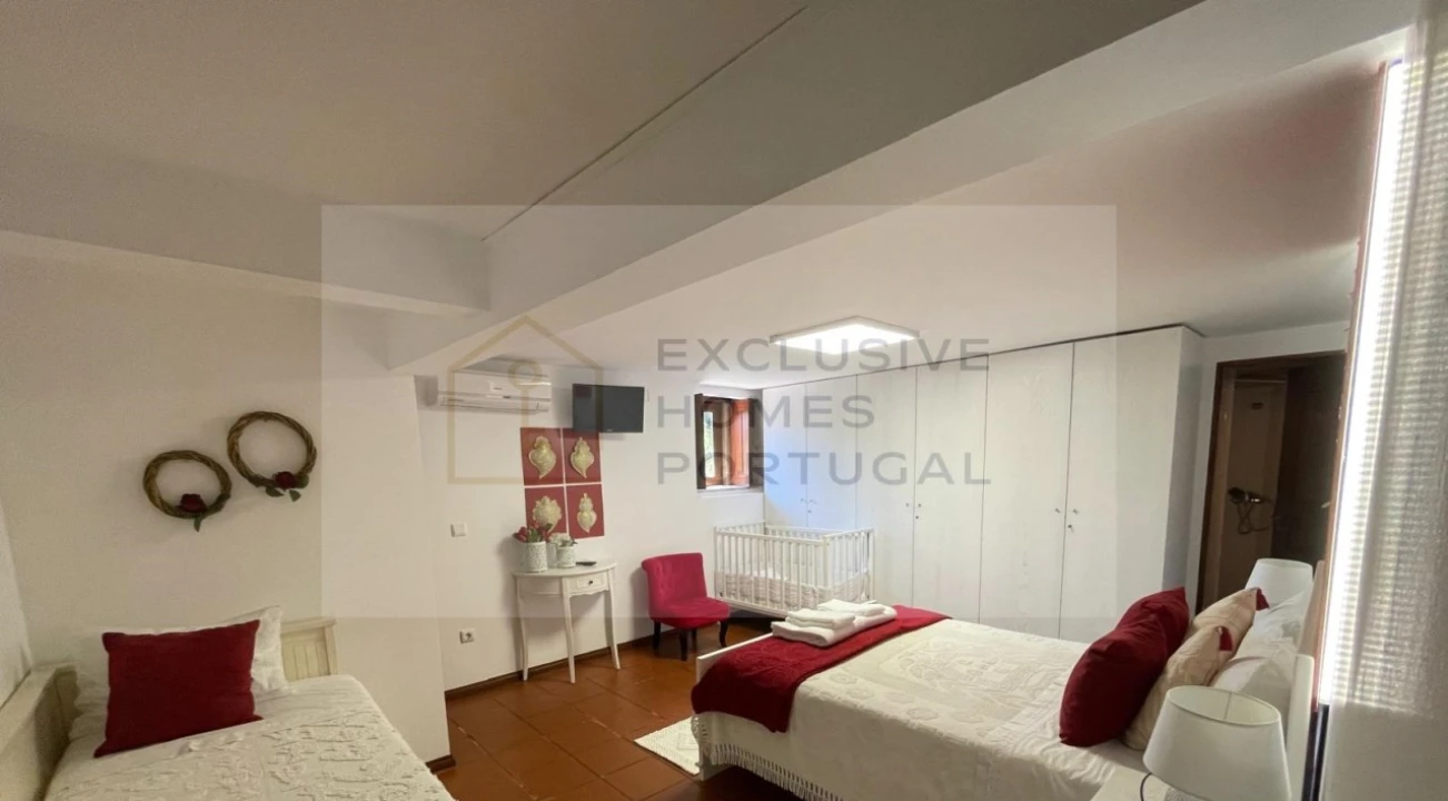 Moradia T6 para Venda em Correlhã Foto 11