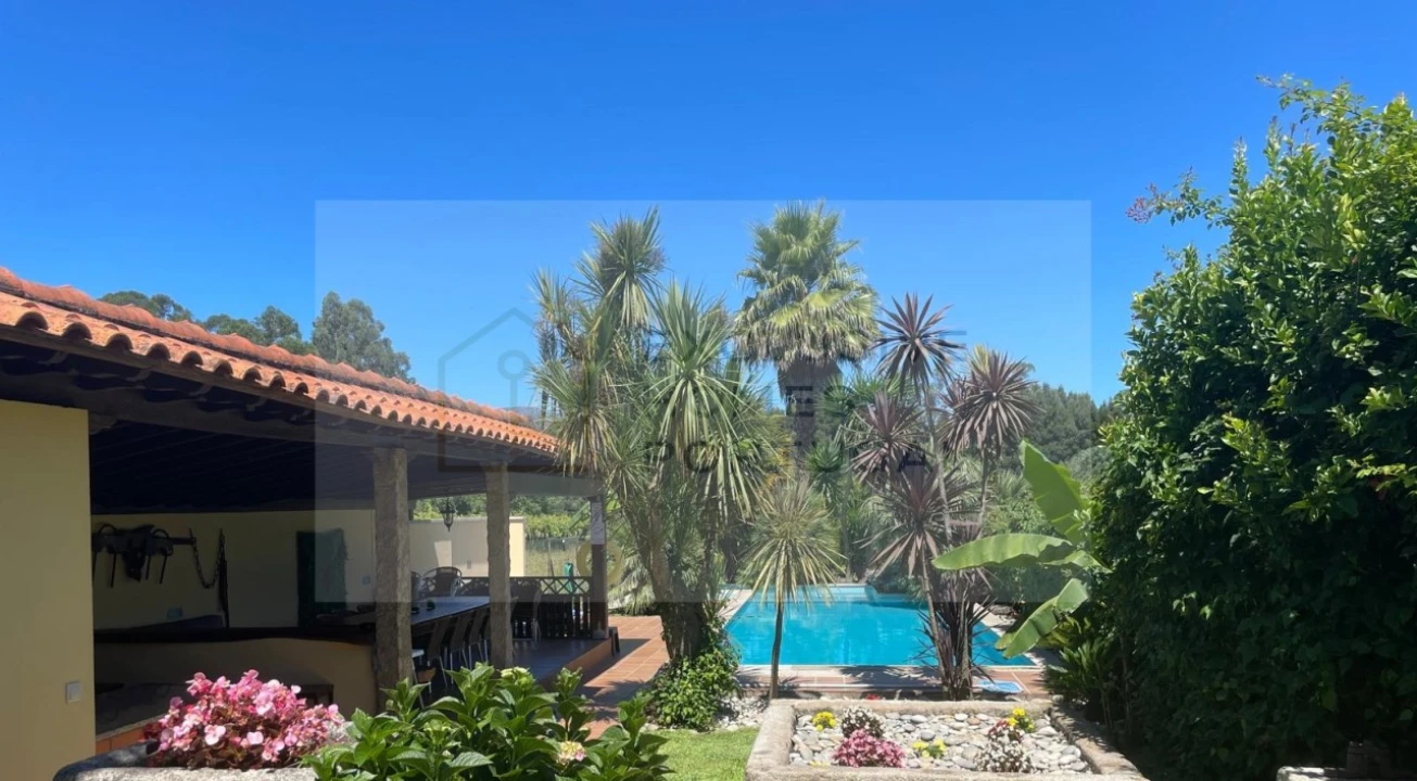 Moradia T6 para Venda em Correlhã Foto 47