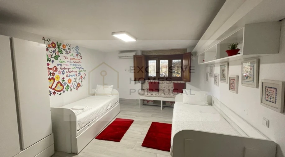 Moradia T6 para Venda em Correlhã Foto 16