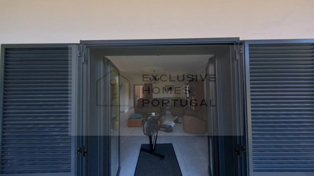 Moradia T5 para Venda em Rebordões (Souto) Foto 140