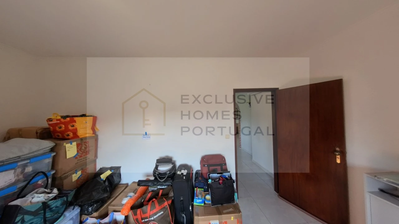 Moradia T5 para Venda em Rebordões (Souto) Foto 155