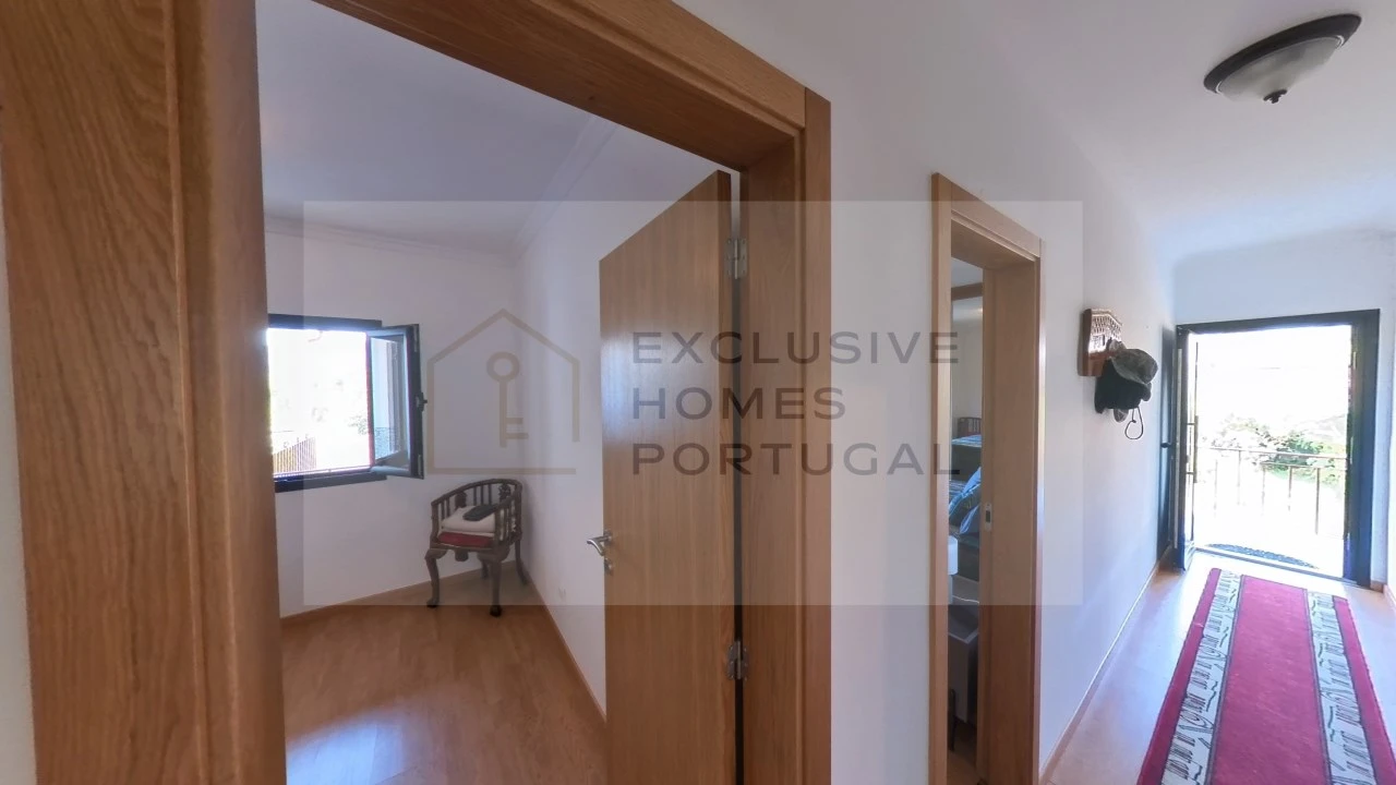 Moradia T5 para Venda em Rebordões (Souto) Foto 96