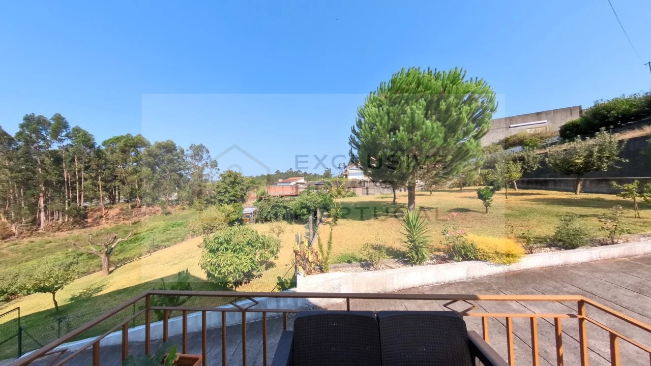 Moradia T5 para Venda em Rebordões (Souto) Foto 65