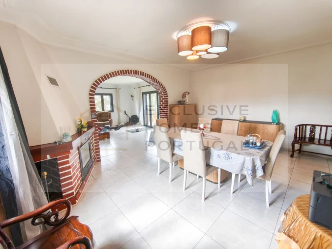 Moradia T5 para Venda em Rebordões (Souto) Foto 15