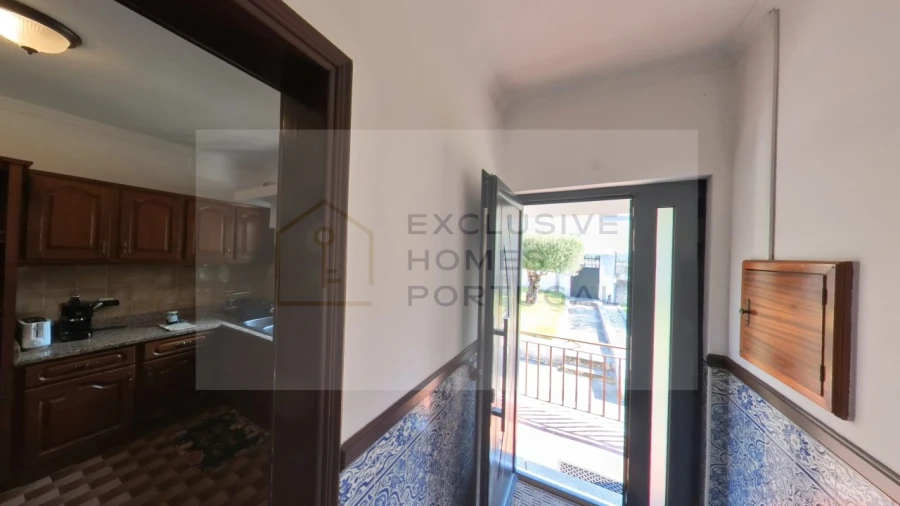 Moradia T5 para Venda em Rebordões (Souto) Foto 112