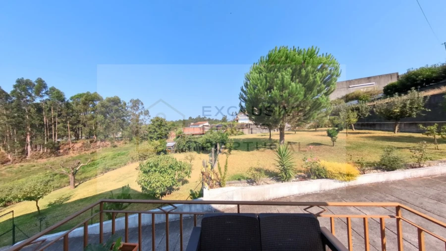 Moradia T5 para Venda em Rebordões (Souto) Foto 65