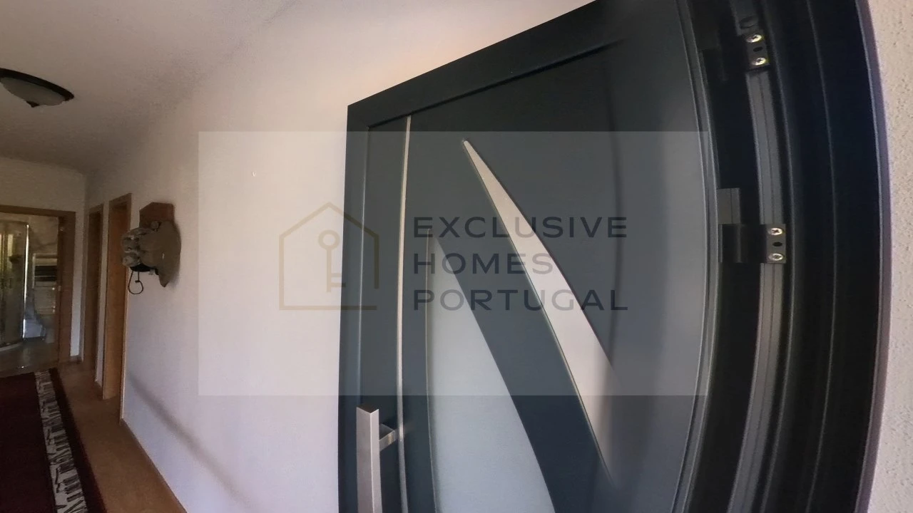 Moradia T5 para Venda em Rebordões (Souto) Foto 79