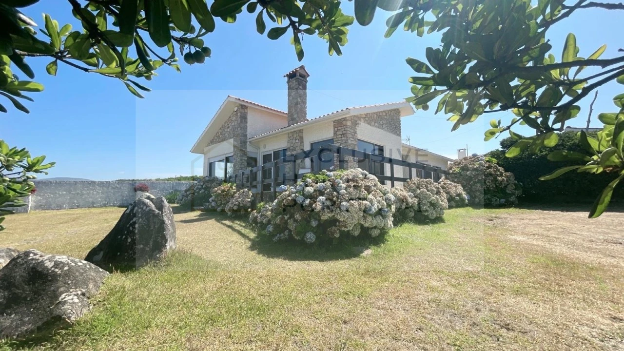 Moradia T5 para Venda em Ancora Foto 6