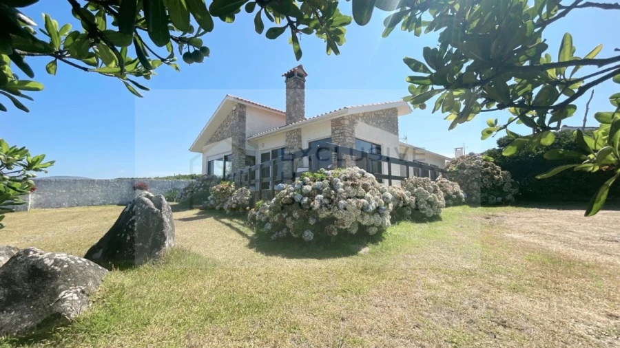 Moradia T5 para Venda em Ancora Foto 6