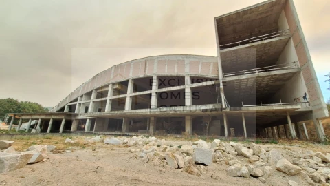 Negócio para Cedência de Quotas em Calde