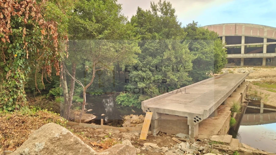 Negócio para Cedência de Quotas em Calde Foto 31