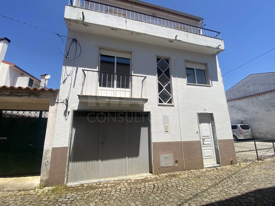 Moradia T4 para Venda em Sarzedo Foto 3