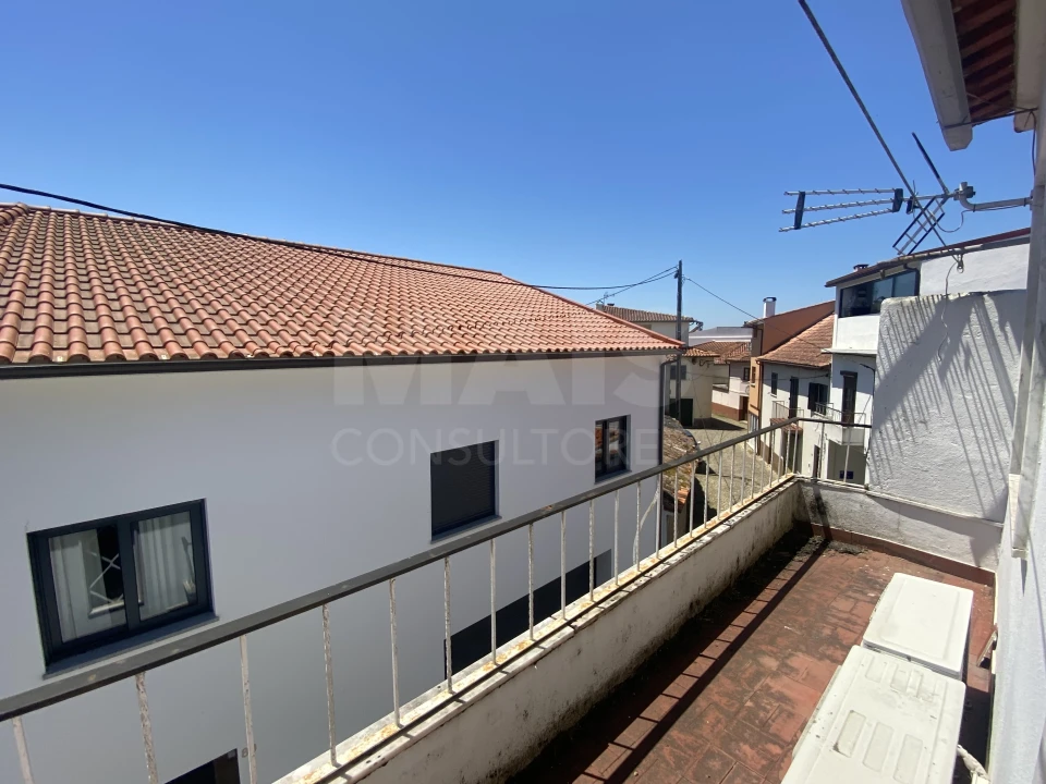 Moradia T4 para Venda em Sarzedo Foto 4