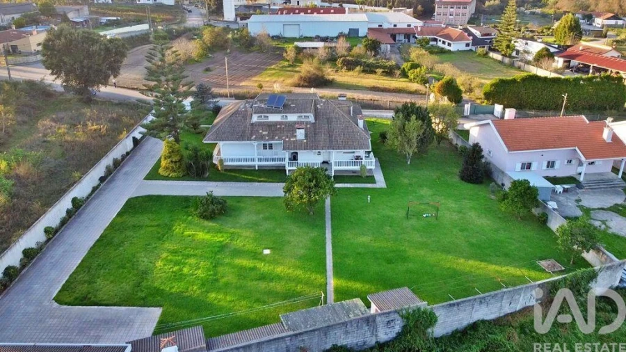 Moradia T5 para Venda em Canelas Foto 2