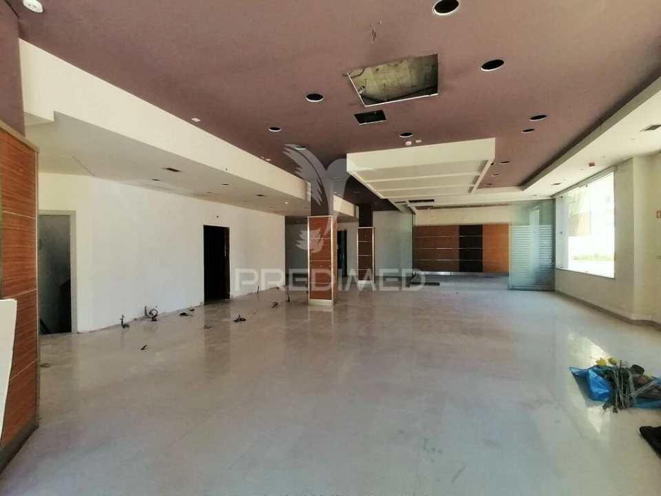 Loja para Venda em Pechão Foto 3