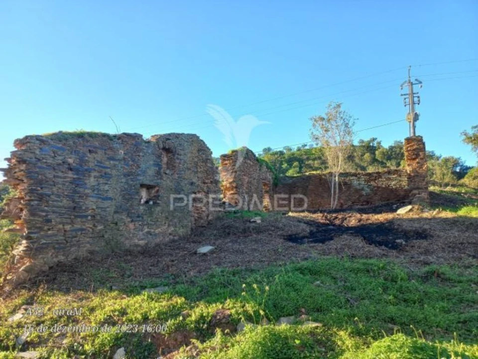 Quinta T2 para Venda em São Salvador e Santa Maria Foto 9
