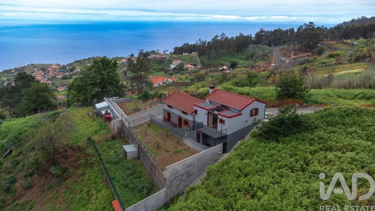 Terreno para Venda em Canhas Foto 29