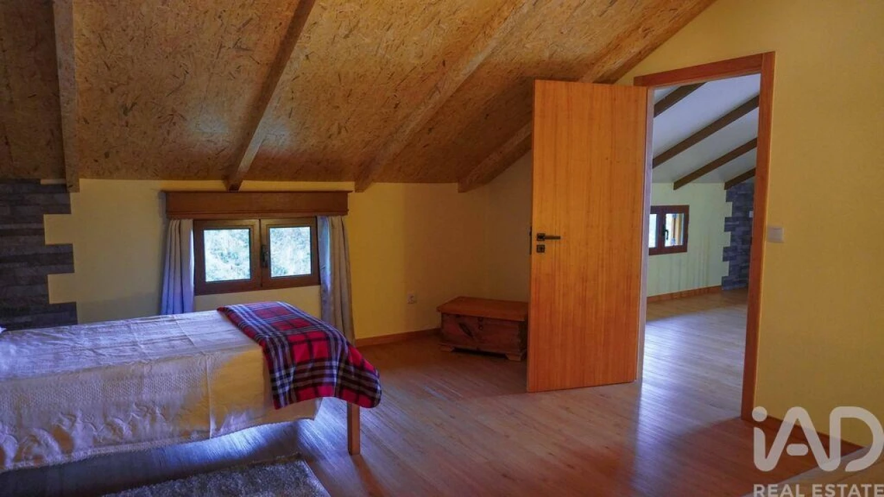 Terreno para Venda em Canhas Foto 17