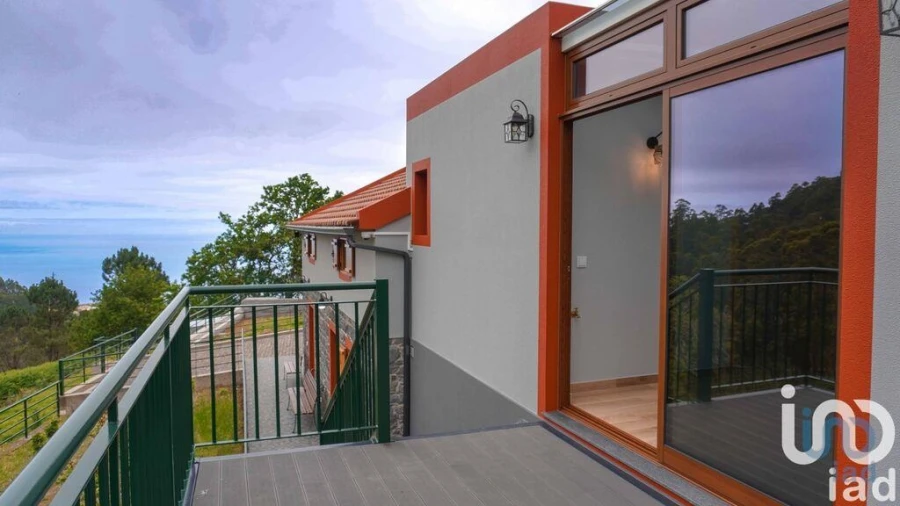 Terreno para Venda em Canhas Foto 4