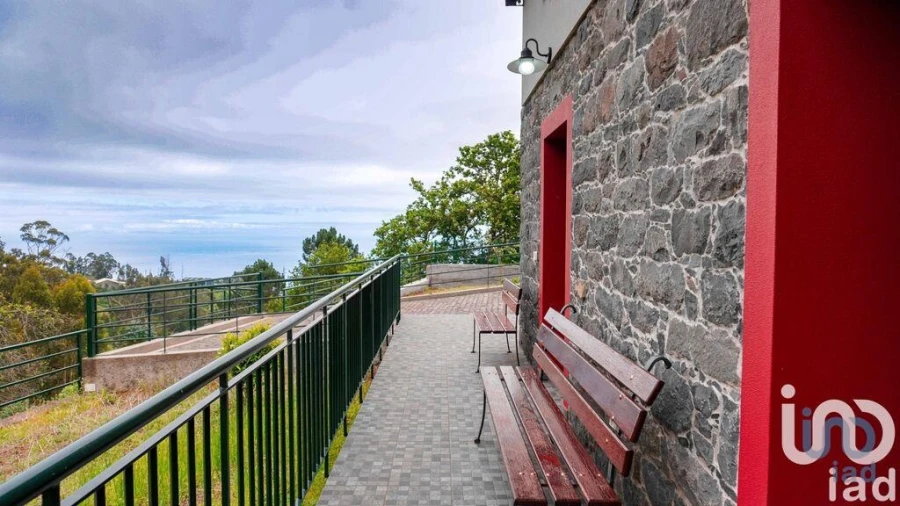 Terreno para Venda em Canhas Foto 8