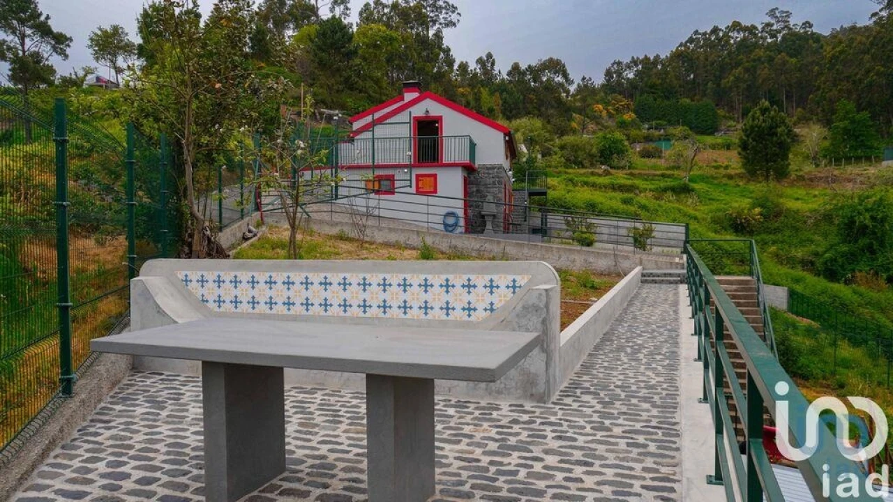 Terreno para Venda em Canhas Foto 2