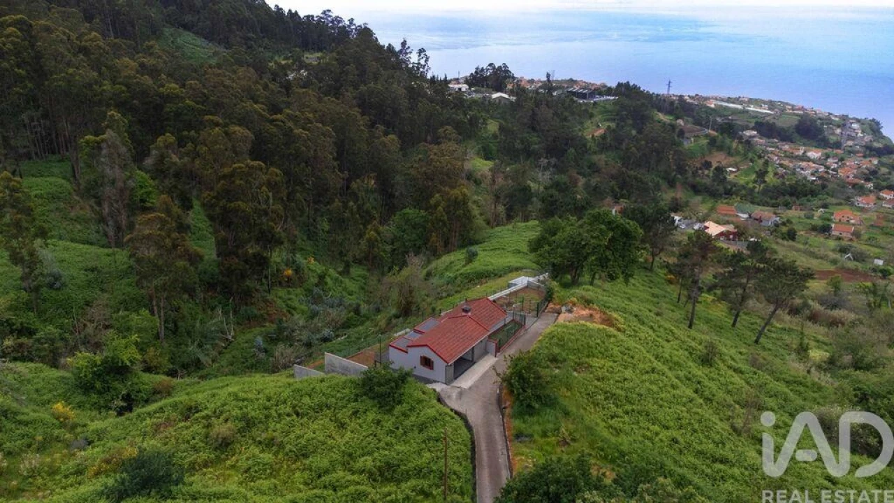 Terreno para Venda em Canhas Foto 28