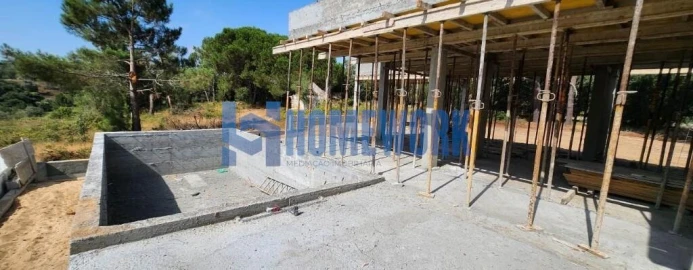 Moradia T3 para Venda em Sesimbra (Castelo)