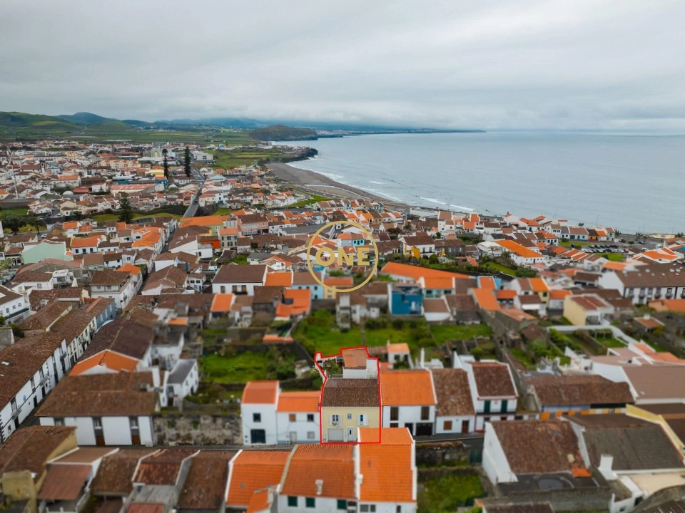 Moradia T3 para Venda em Ribeira Grande (Matriz) Foto 11