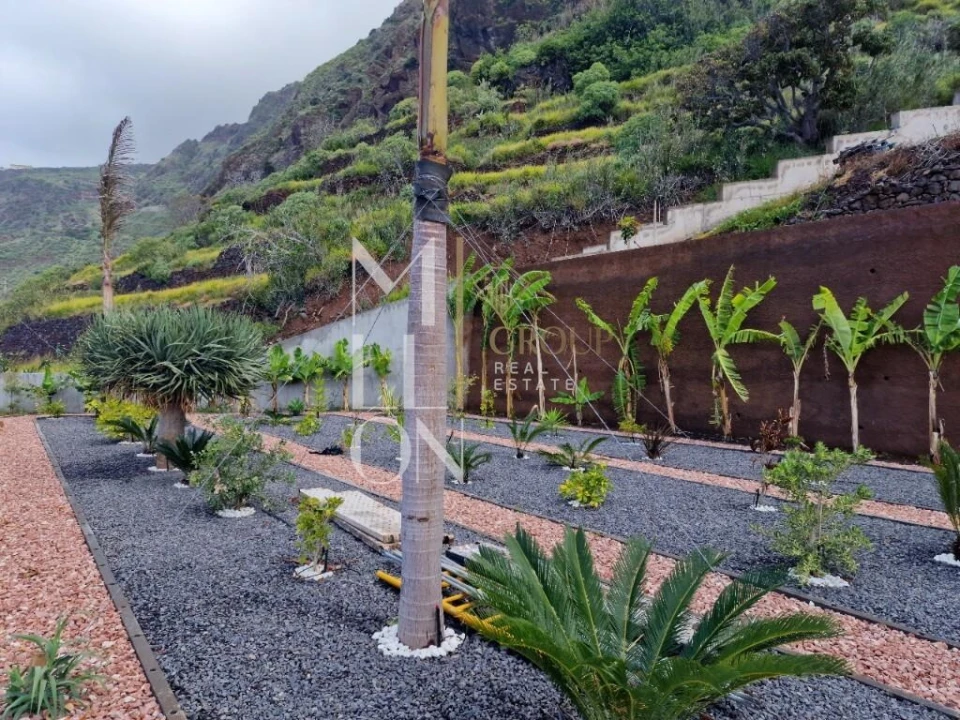 Moradia T4 para Venda em Paul do Mar Foto 32