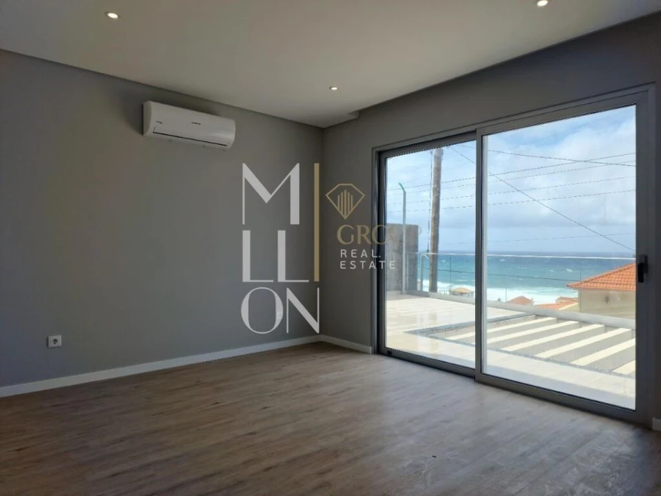 Moradia T4 para Venda em Paul do Mar Foto 27