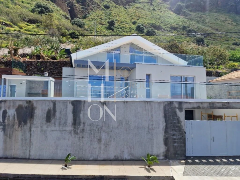 Moradia T4 para Venda em Paul do Mar Foto 20