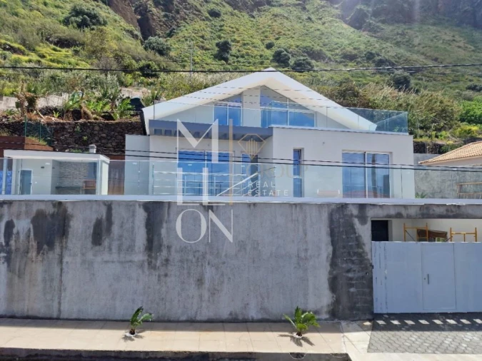 Moradia T4 para Venda em Paul do Mar Foto 20