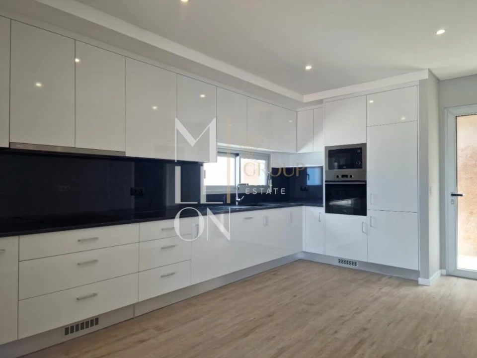 Moradia T4 para Venda em Paul do Mar Foto 25