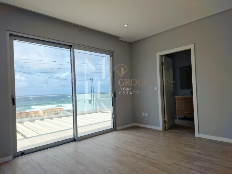 Moradia T4 para Venda em Paul do Mar Foto 34