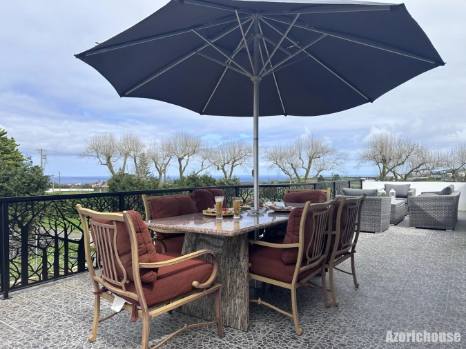 Moradia T6 para Venda em Rabo de Peixe Foto 47