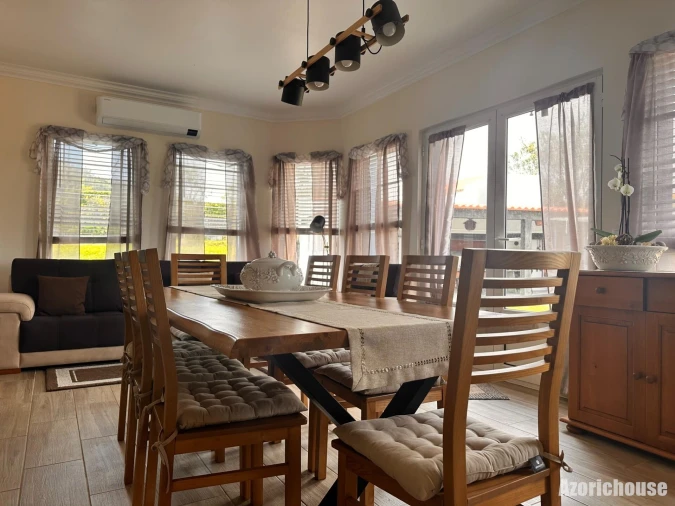 Moradia T6 para Venda em Rabo de Peixe Foto 33