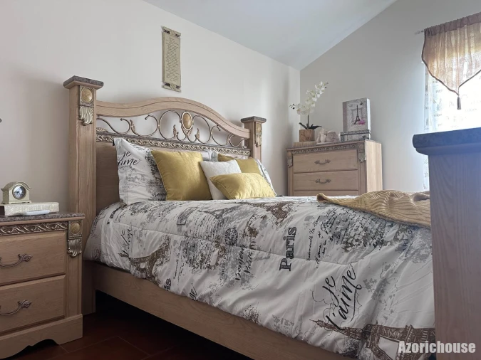 Moradia T6 para Venda em Rabo de Peixe Foto 42