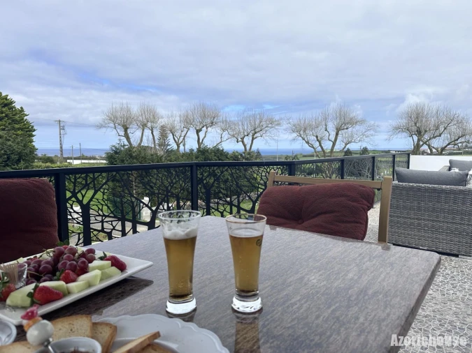 Moradia T6 para Venda em Rabo de Peixe Foto 48