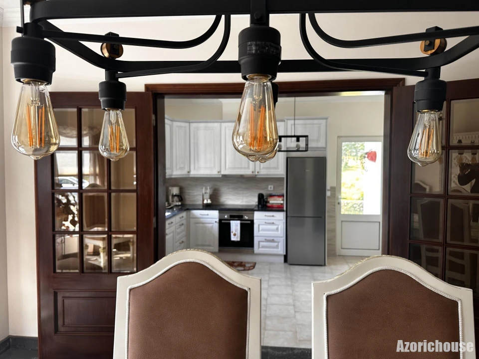 Moradia T6 para Venda em Rabo de Peixe Foto 18