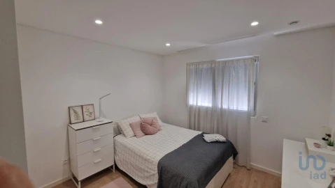 Apartamento T2 para Venda em Atouguia da Baleia