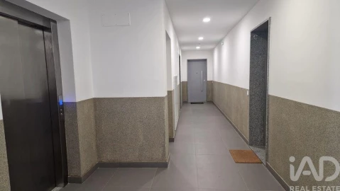 Apartamento T2 para Venda em Atouguia da Baleia