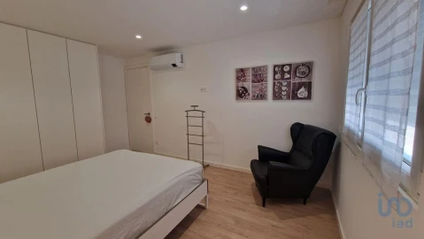 Apartamento T2 para Venda em Atouguia da Baleia