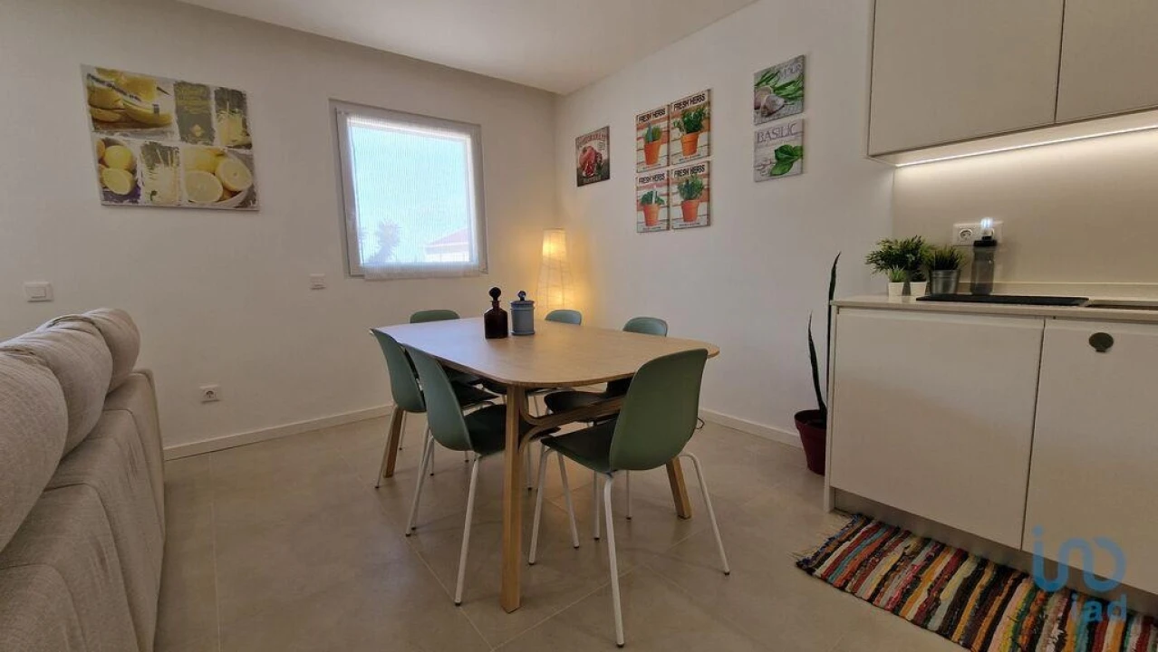 Apartamento T2 para Venda em Atouguia da Baleia Foto 8