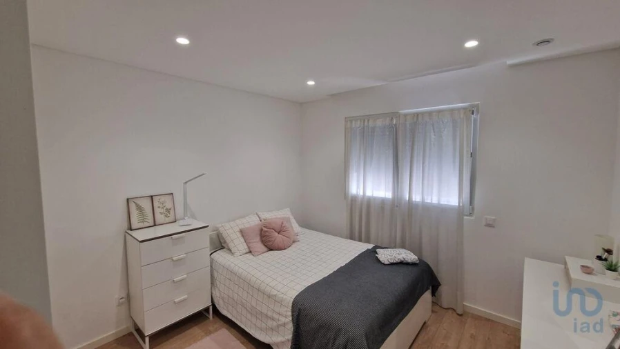 Apartamento T2 para Venda em Atouguia da Baleia Foto 14