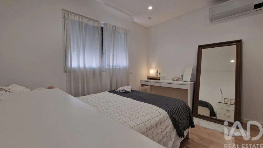 Apartamento T2 para Venda em Atouguia da Baleia Foto 16