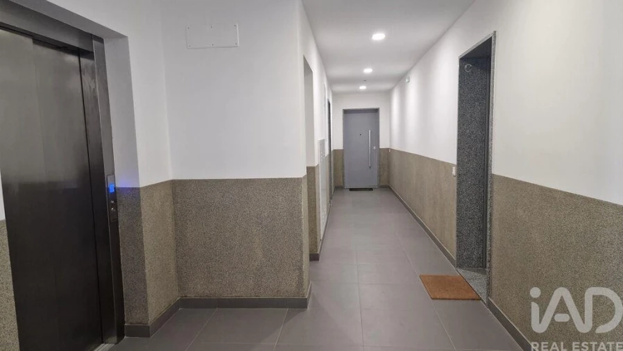 Apartamento T2 para Venda em Atouguia da Baleia Foto 21