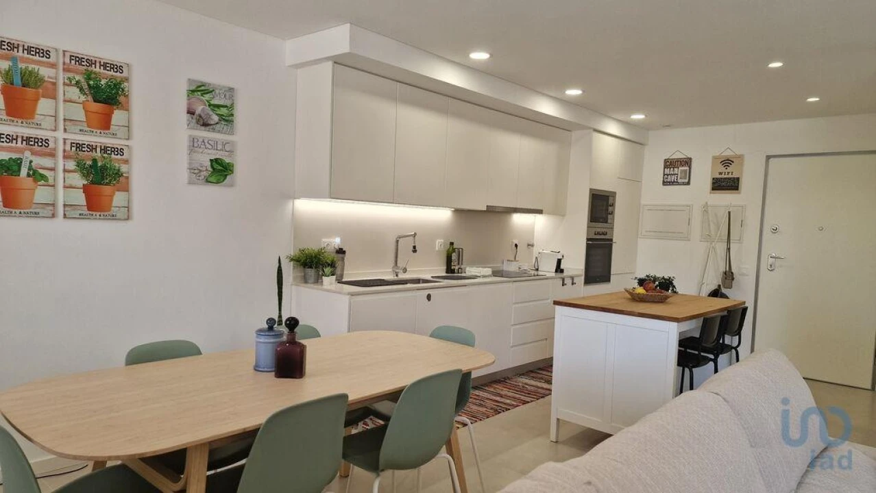 Apartamento T2 para Venda em Atouguia da Baleia Foto 1