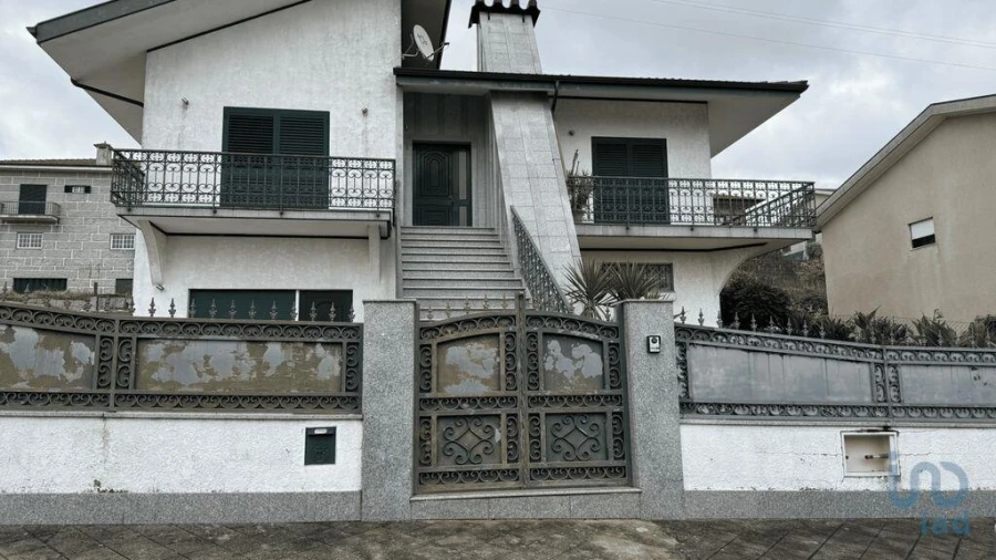 Moradia T3 para Venda em Vila Verde e Santão